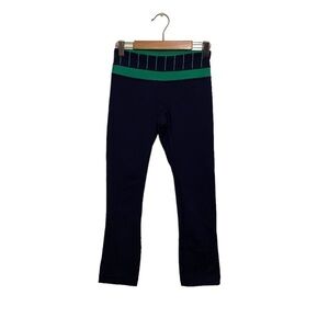 Lululemon navy leggings with back pocket. Size 2